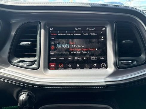 Used 2022 Dodge Challenger R/T Scat Pack RWD image 12