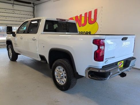 New 2026 Chevrolet Silverado 3500 LT w/ All Star Edition AWD/4WD image 2