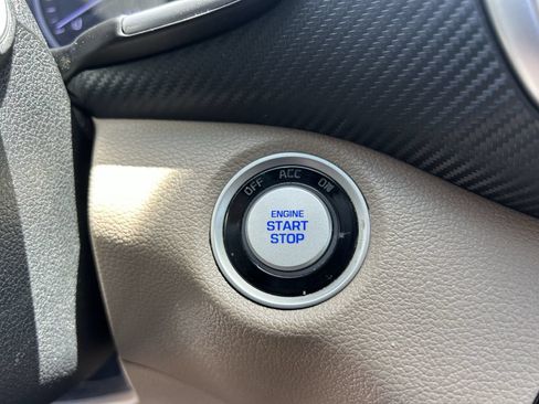 Used 2020 Hyundai Tucson Value FWD image 34