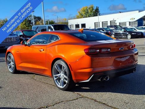 Used 2023 Chevrolet Camaro LT image 8