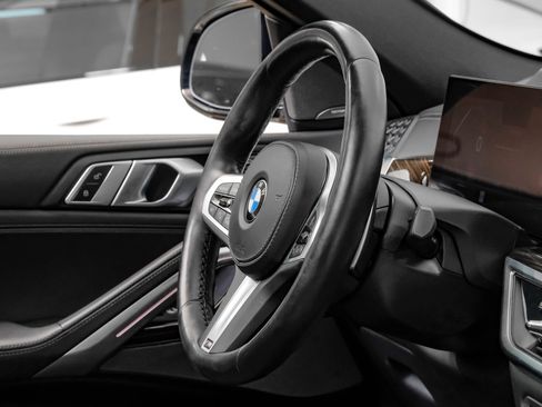 Used 2025 BMW X6 xDrive40i w/ Climate Comfort Package AWD/4WD image 19