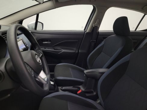 Used 2025 Nissan Versa SV w/ Trunk Package FWD image 17
