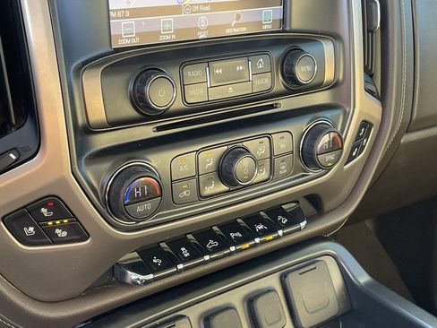 Used 2018 GMC Sierra 1500 Denali image 16