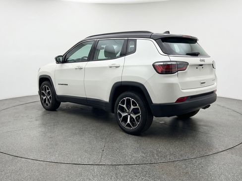 Used 2025 Jeep Compass Limited AWD/4WD image 6