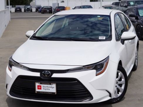 Certified 2024 Toyota Corolla LE image 4