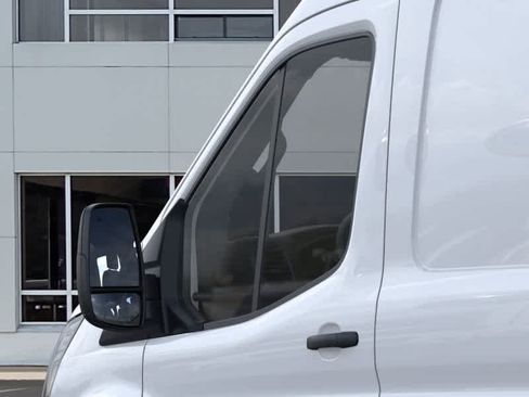 New 2026 Ford Transit 250 148 Medium Roof Extended AWD image 19