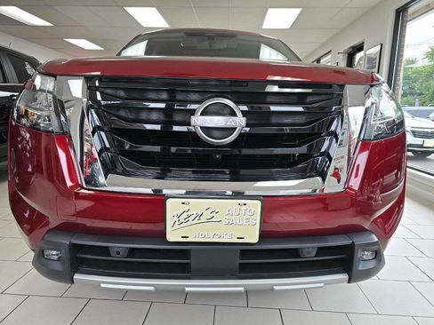 Used 2022 Nissan Pathfinder SL w/ SL Premium Package image 7