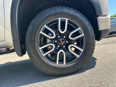 New 2026 GMC Sierra 1500 AT4 w/ AT4 Premium Package AWD/4WD image 13