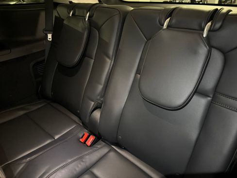 New 2026 Lincoln Aviator AWD image 21
