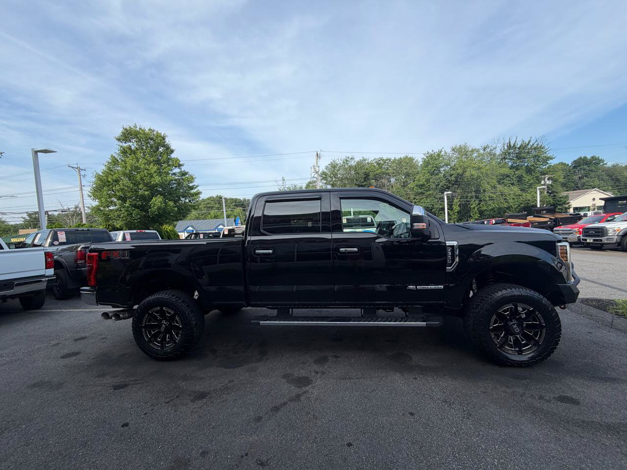 Used 2019 Ford F350 Lariat w/ Lariat Ultimate Package AWD/4WD image 6