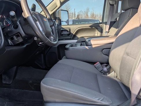 Used 2016 Chevrolet Silverado 2500 LT w/ LT Convenience Package image 20