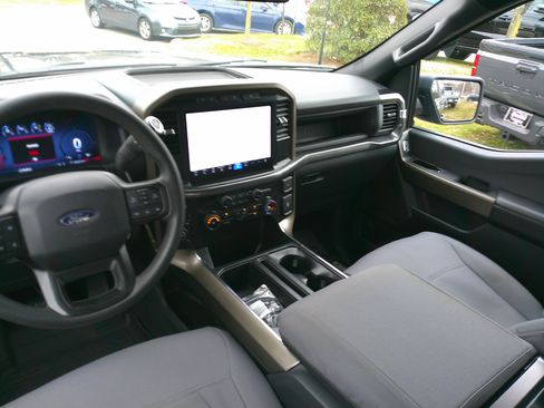 Used 2024 Ford F150 STX w/ Equipment Group 201A FX4 image 30