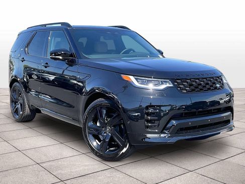 New 2026 Land Rover Discovery Dynamic SE image 2