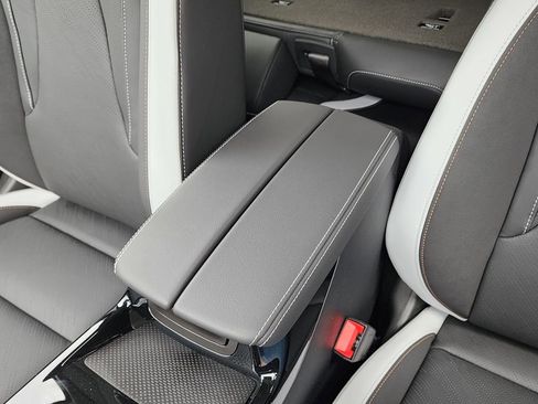 New 2026 Buick Envision Sport Touring AWD/4WD image 34
