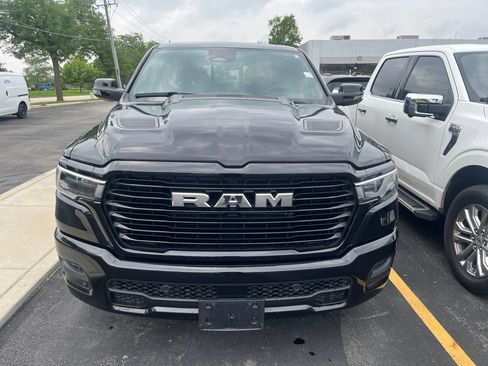 Used 2025 RAM 1500 Laramie w/ Sport Appearance Package AWD/4WD image 2