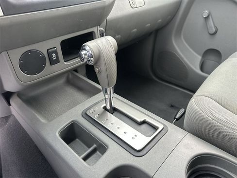 Used 2019 Nissan Frontier S image 19