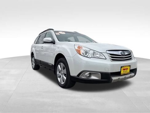 Used 2011 Subaru Outback 2.5i Limited w/ PWR Moonroof Pkg image 1