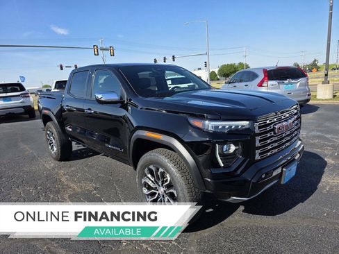 Used 2024 GMC Canyon Denali AWD/4WD image 2