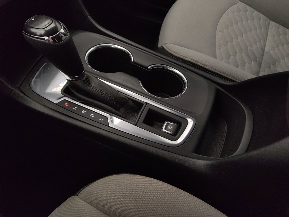 Used 2019 Chevrolet Equinox LT FWD image 26