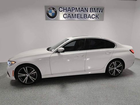 Used 2021 BMW 330i Sedan w/ Convenience Package RWD image 3
