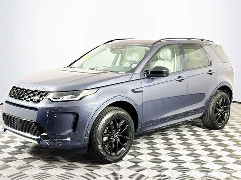New 2025 Land Rover Discovery Sport S image 1