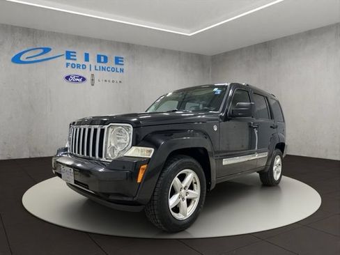Used 2012 Jeep Liberty Limited AWD/4WD image 5