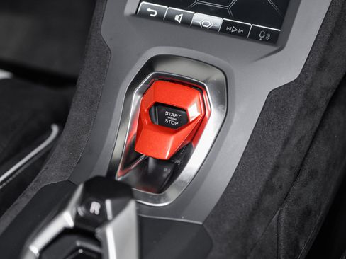 Used 2023 Lamborghini Huracan STO RWD image 34