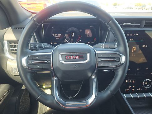 Used 2025 GMC Terrain Elevation FWD image 10