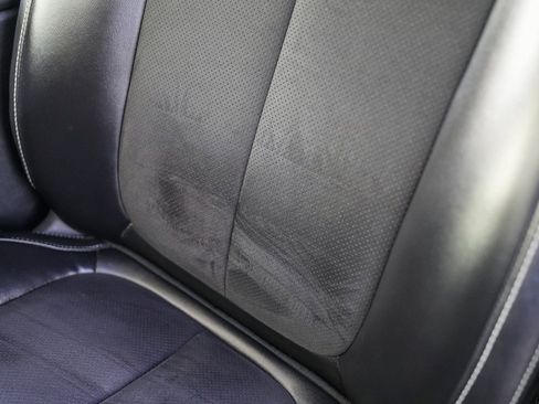 Used 2023 Jeep Grand Cherokee L Laredo image 24