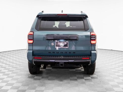 Used 2025 Toyota 4Runner TRD Off-Road Premium image 4