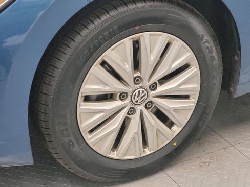 Used 2020 Volkswagen Jetta S w/ Driver Assistance Package FWD image 31