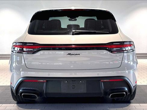 Used 2023 Porsche Macan AWD/4WD image 9