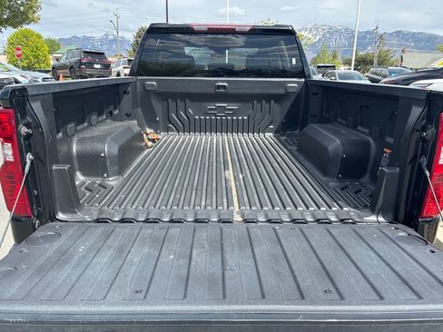 Used 2023 Chevrolet Silverado 1500 LT AWD/4WD image 27