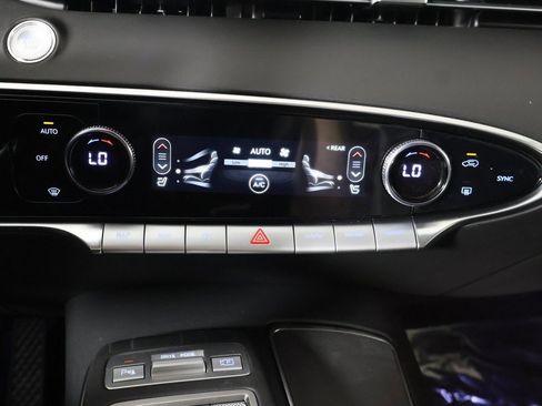 Used 2025 Genesis GV70 2.5T image 45