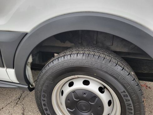 Used 2016 Ford Transit 150 XL image 33