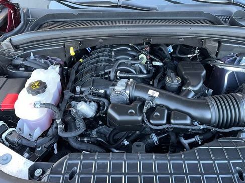 Used 2025 Jeep Grand Cherokee L Limited AWD/4WD image 36