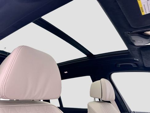 New 2026 BMW X7 xDrive40i image 17