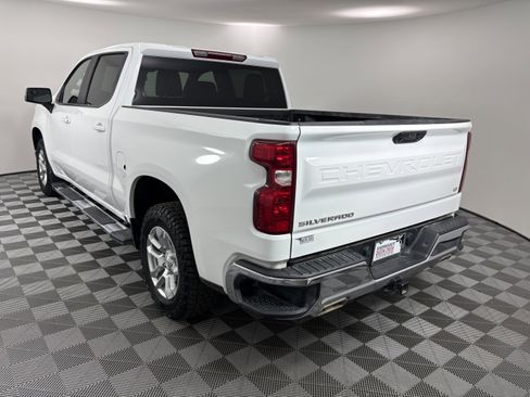 Used 2025 Chevrolet Silverado 1500 LT AWD/4WD image 3