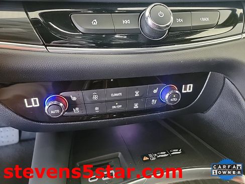 Used 2024 Buick Enclave Premium image 16