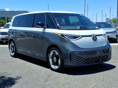 Used 2025 Volkswagen ID. Buzz Pro S