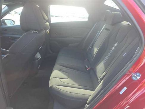 Used 2026 Hyundai Elantra SEL Sport Premium FWD image 11