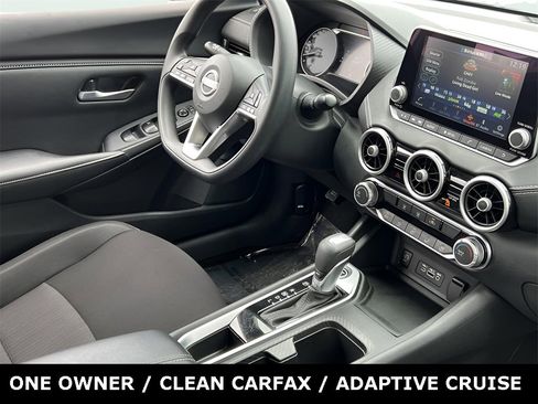 Used 2024 Nissan Sentra SV image 3