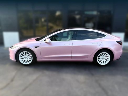 Used 2024 Tesla Model 3 Standard Range RWD image 2