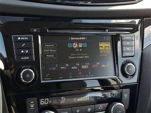 Used 2022 Nissan Rogue Sport SV image 16