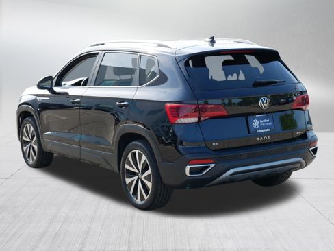 Certified 2023 Volkswagen Taos SE w/ Panoramic Sunroof Package AWD/4WD image 5