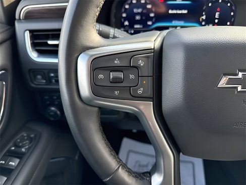 Used 2024 Chevrolet Tahoe Z71 w/ Luxury Package image 31