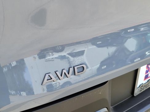 New 2025 Nissan Murano SL image 8