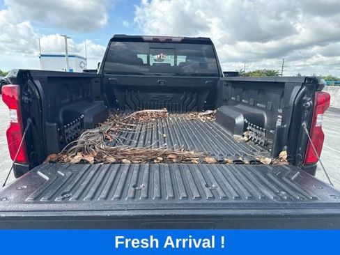Used 2020 Chevrolet Silverado 2500 LTZ w/ Technology Package AWD/4WD image 15