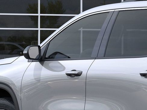 New 2026 Chevrolet Traverse LT w/ Sun and Wheel Package image 12