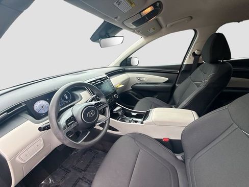 Certified 2024 Hyundai Tucson SE FWD image 20